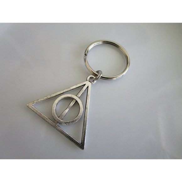 Silver tone Fantasy Wizard triangle circle charm - harry wizard key chain charm - Picture 4 of 5
